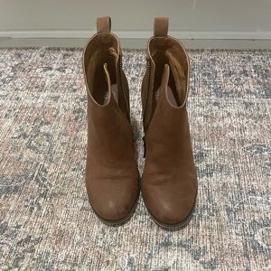 Nordstrom BP genuine brown leather healed ankle bootie